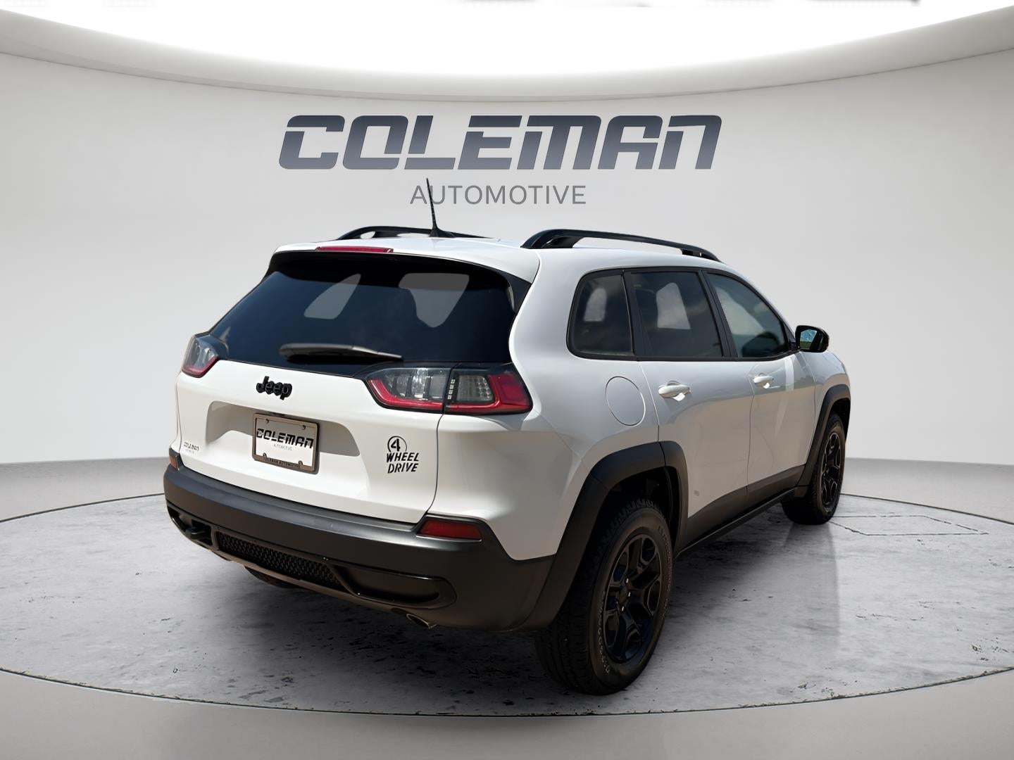 2022 Jeep Cherokee — detail view