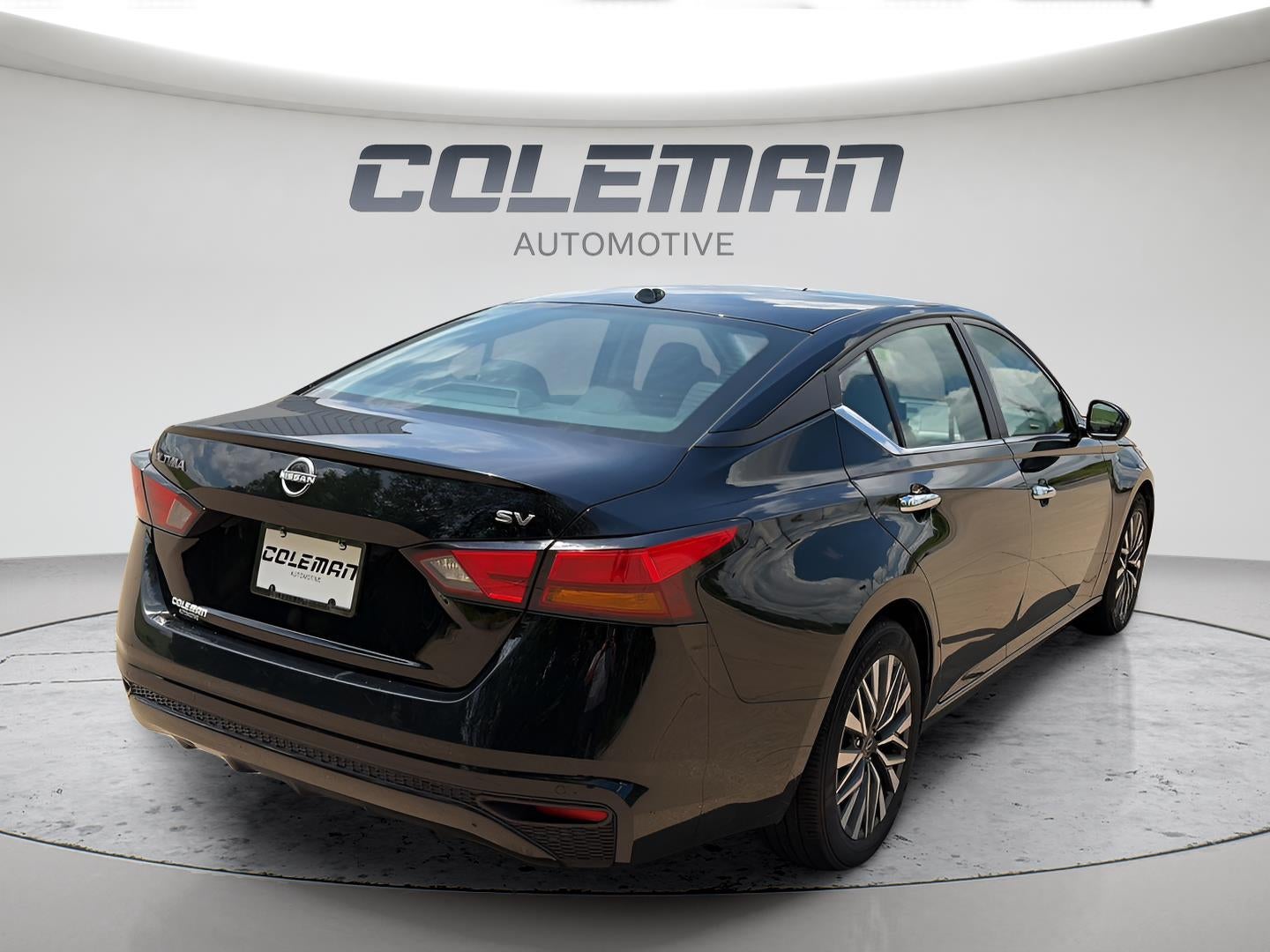 2024 Nissan Altima — detail view
